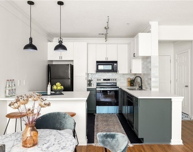 400 17th St Nw - Photo Thumbnail 4