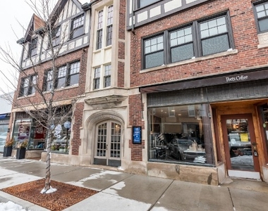 545 Chestnut St - Photo Thumbnail 1
