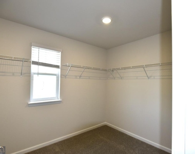 118 Sequoia Lane - Photo Thumbnail 14