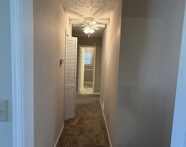 6683 Homestead Road - Photo Thumbnail 4