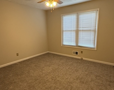 6683 Homestead Road - Photo Thumbnail 13