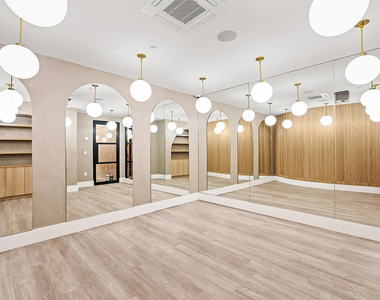 151 South Elliott Place - Photo Thumbnail 16