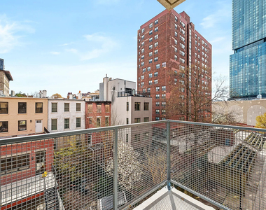 151 South Elliott Place - Photo Thumbnail 9