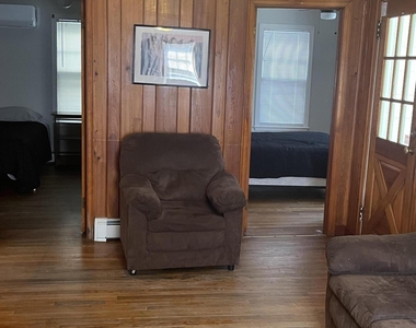 127 Hancock Avenue - Photo Thumbnail 14