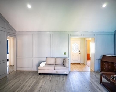 3706 Bishop Hill Drive - Photo Thumbnail 27