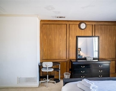 3706 Bishop Hill Drive - Photo Thumbnail 22
