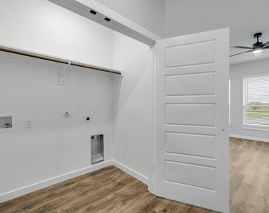 4028 Clovis Street - Photo Thumbnail 14