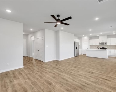 4028 Clovis Street - Photo Thumbnail 4