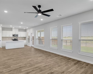 4028 Clovis Street - Photo Thumbnail 2