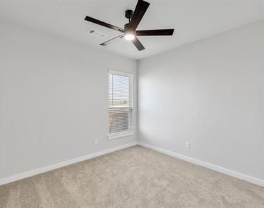 4028 Clovis Street - Photo Thumbnail 23