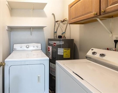 1512 Jabbet Drive - Photo Thumbnail 26