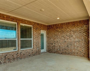 4532 Westminster Avenue - Photo Thumbnail 36
