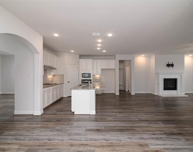 4532 Westminster Avenue - Photo Thumbnail 11