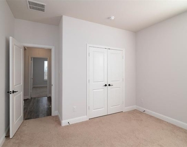 4532 Westminster Avenue - Photo Thumbnail 27