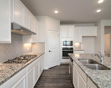 4532 Westminster Avenue - Photo Thumbnail 14