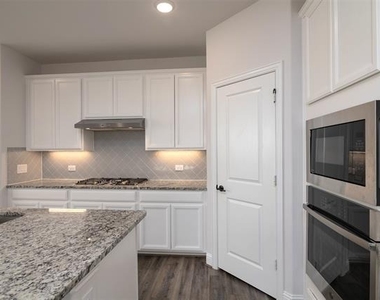 4532 Westminster Avenue - Photo Thumbnail 15