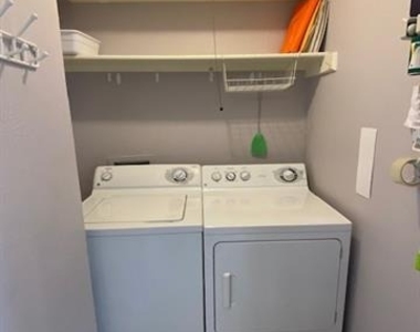 226 Samuel Boulevard - Photo Thumbnail 8