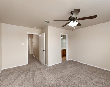 382 Armstrong Lane - Photo Thumbnail 14
