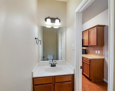 382 Armstrong Lane - Photo Thumbnail 10