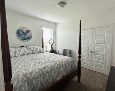 5101 Beechtree Lane - Photo Thumbnail 7