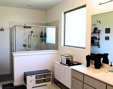 5101 Beechtree Lane - Photo Thumbnail 15