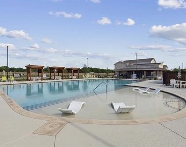 5101 Beechtree Lane - Photo Thumbnail 30