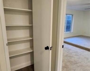 1619 Glenhill Lane - Photo Thumbnail 28