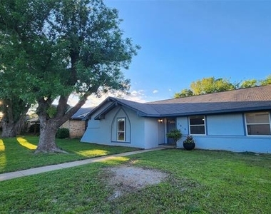 1619 Glenhill Lane - Photo Thumbnail 3