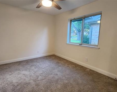 1619 Glenhill Lane - Photo Thumbnail 25