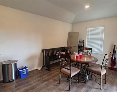 409 Samuel Street - Photo Thumbnail 19