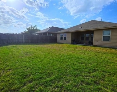 409 Samuel Street - Photo Thumbnail 38