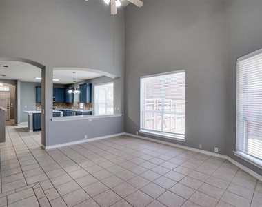 7657 Ravenhill Drive - Photo Thumbnail 1