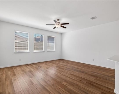 11500 Woody Creek Trail - Photo Thumbnail 2