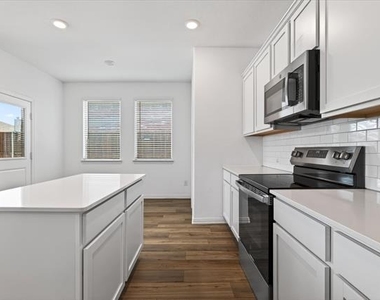 11500 Woody Creek Trail - Photo Thumbnail 3