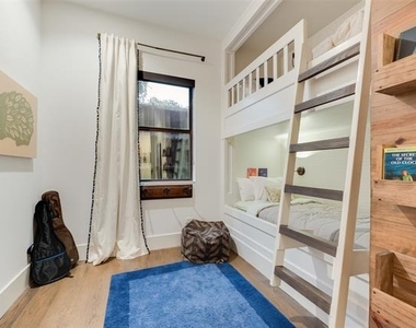 9003 Eustis Avenue - Photo Thumbnail 29