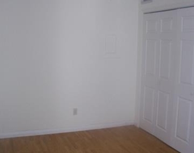 9825 Walnut Street - Photo Thumbnail 2