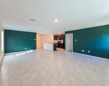 8665 Becker Avenue - Photo Thumbnail 22