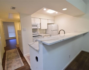 7525 Holly Hill Drive - Photo Thumbnail 2