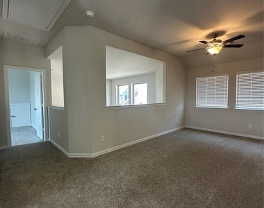 3918 Talisker Boulevard - Photo Thumbnail 18