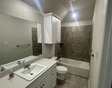 3918 Talisker Boulevard - Photo Thumbnail 21