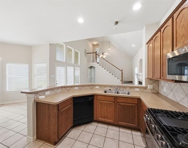 1237 Chattahoochee Drive - Photo Thumbnail 13