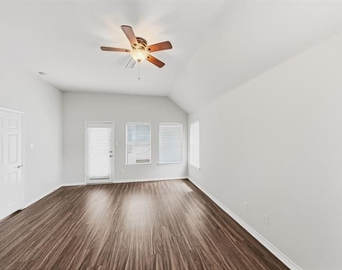 1237 Chattahoochee Drive - Photo Thumbnail 18