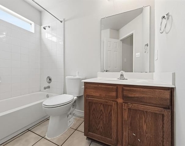 1237 Chattahoochee Drive - Photo Thumbnail 10