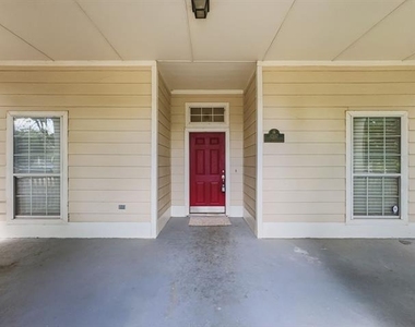 1237 Chattahoochee Drive - Photo Thumbnail 3