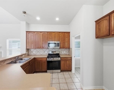 1237 Chattahoochee Drive - Photo Thumbnail 12