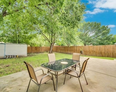 206 E Chico Drive - Photo Thumbnail 15