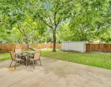 206 E Chico Drive - Photo Thumbnail 14