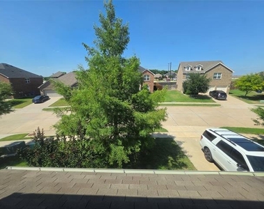 4504 Cormorant Drive - Photo Thumbnail 28
