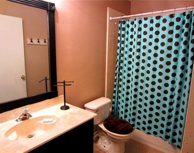 940 Sylvan Creek Drive - Photo Thumbnail 13