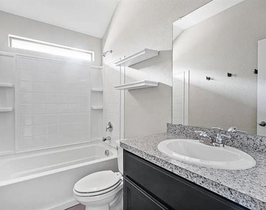 9805 Summerton Drive - Photo Thumbnail 12